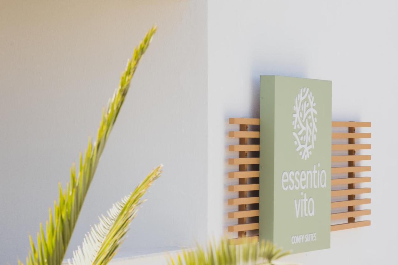 Essentia Vita Comfy Suites 리메나스 외부 사진